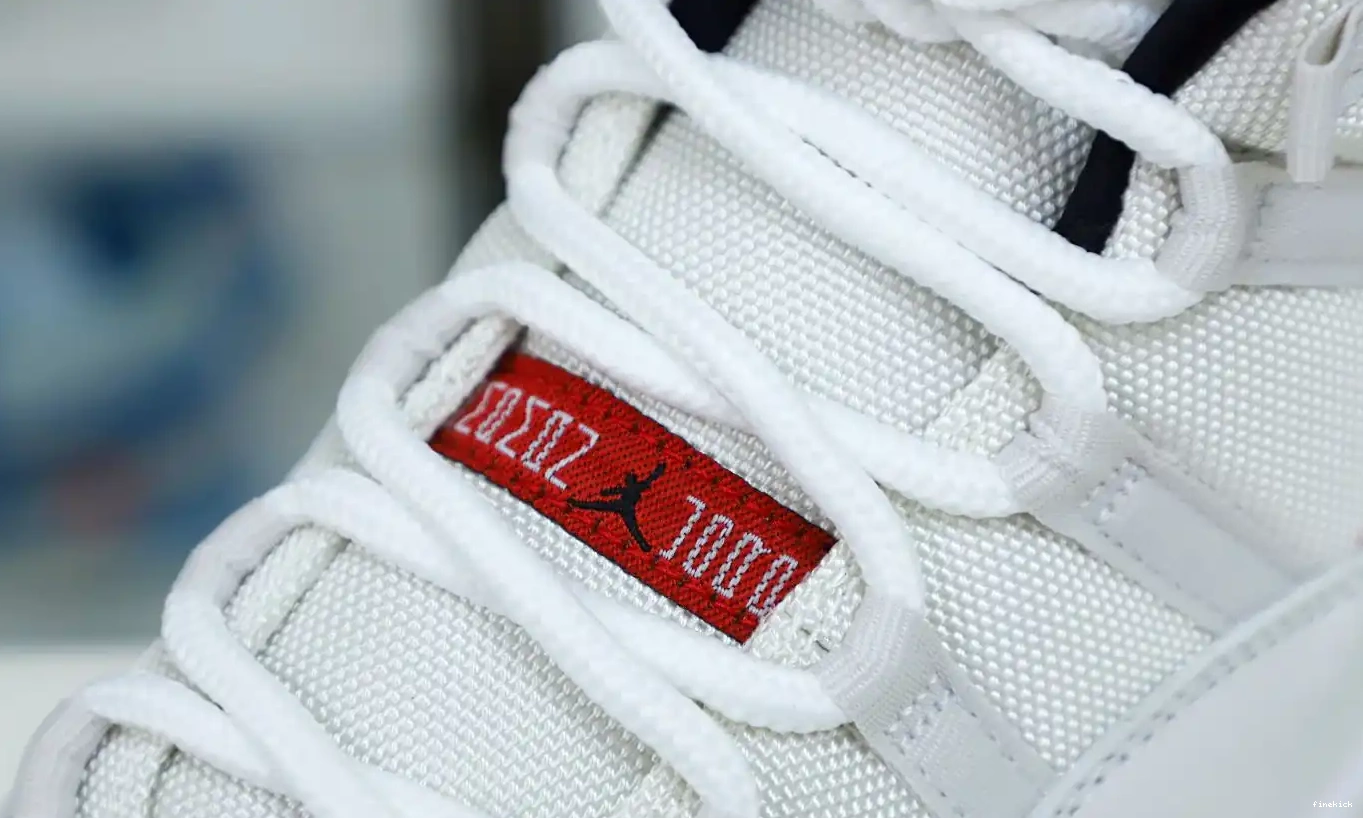 JORDAN XI AIR RETRO PLATINUM TINT 11 0628